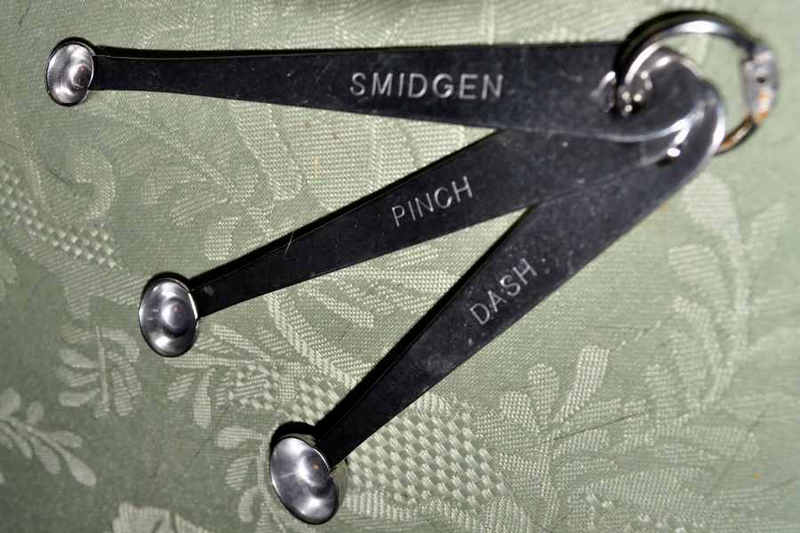 Dash Pinch Smidge Measuring Spoons - The Spice & Tea Shoppe