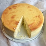 Homemade New York Style Cheesecake that you can make. ApronfreeCooking.com
