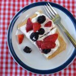 4th of July Fruit Pizza from www.ApronFreeCooking.com