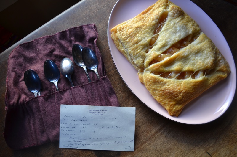 Simple Apple Danish from www.ApronFreeCooking.com