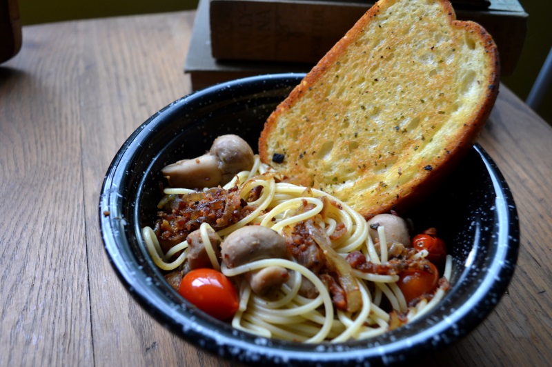 Mushroom Tomato Pasta from www.ApronFreeCooking.com