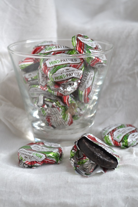 Peppermint Patty Cheesecake Candies in a glass bowl.