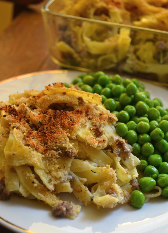 Grandma's Vintage Recipe Noodle Casserole from www.ApronFreeCooking.com