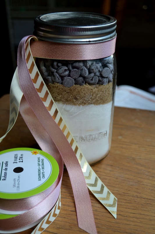 Add some ribbon to the jar to make it as pretty as a gift, from www.ApronFreeCooking.com