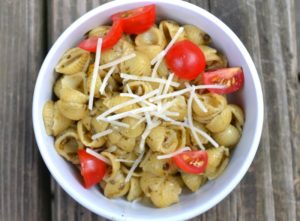 pesto pasta with basil and parmesan from www.ApronFreeCooking.com