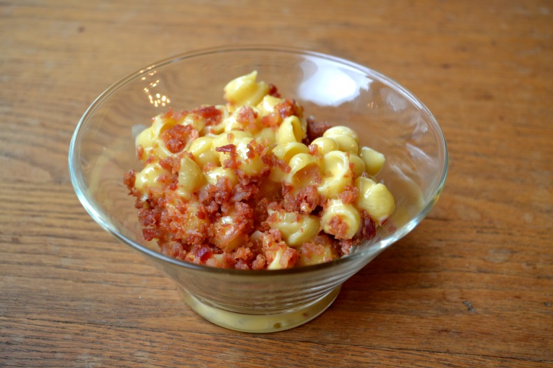 Grandma's Vintage Recipe for Homemade Macaroni and Cheese topped with bacon served in a glass dish from www.ApronFreeCooking.com