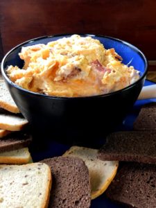 Crockpot Bacon Cheddar Dip from www.ApronFreeCooking.com