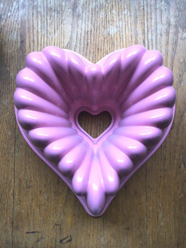 Pink heart shaped Bundt pan, so pretty and fancy, from www.ApronFreeCooking.com