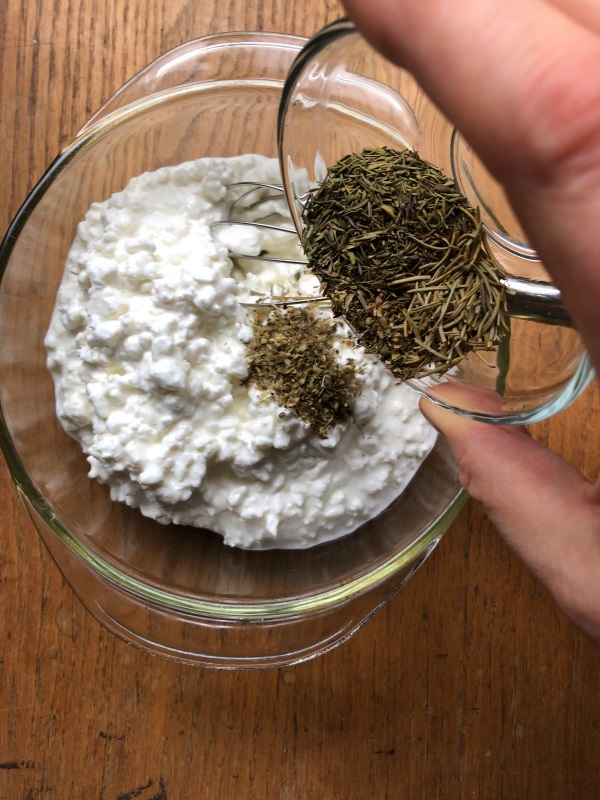 Herbal Cheese Dip Step 1 add herbs to cottage cheese