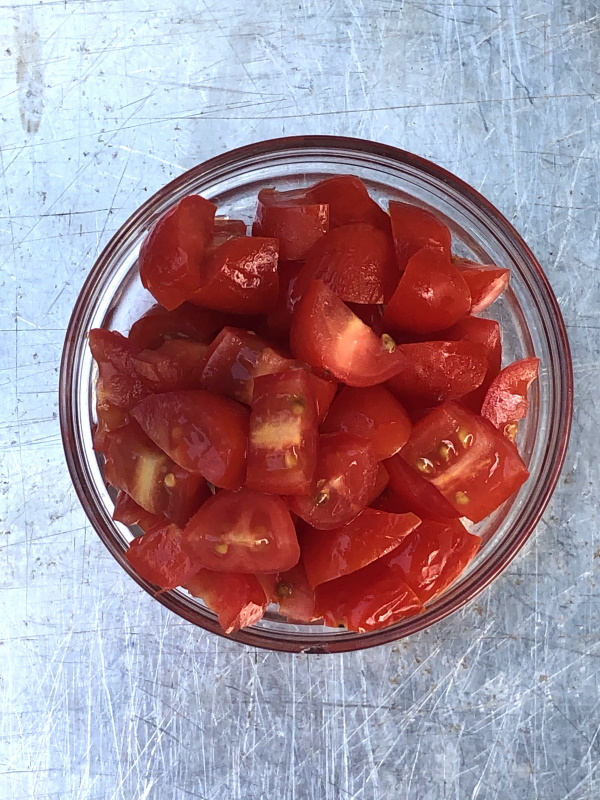 Diced tomatoes for pizza dip